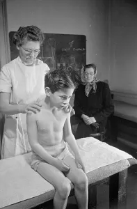Male Patient Care Drucke: Treating Boy