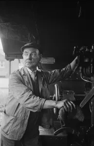 King Arthur Class Locomotive Drucke: Troop Train Driver