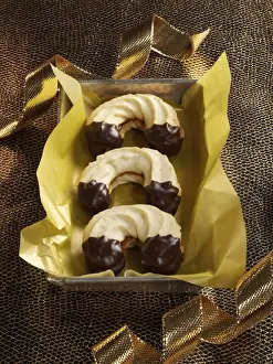 Sweet Food Photography Drucke: Piped biscuits in packaging