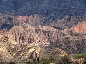 Colorful Mountain Range Drucke: Quebrada de Humahuaca