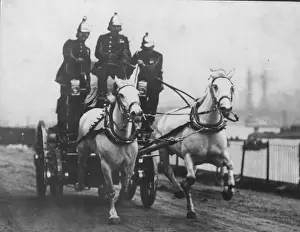 Horse Drawn Fire Engine Drucke: Racing To The Blaze