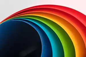 Bilder vom 6. März 2018: Regenbogenkrümmungen