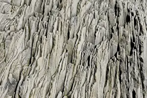Black And White Iceland Photography Drucke: Rock layers, Halsanefshellir Cave with basalt formations