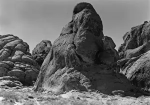 Rock Formations In Nevada Drucke: Rock In Nevada
