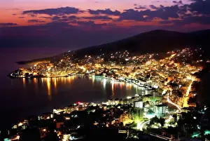 Mediterranean Coastal Towns Drucke: SARANDA