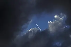 Cloudy Sky Images Drucke: Sky, clouds, contrails