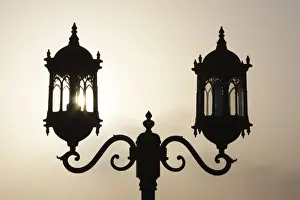 Daytime Exterior Shots Drucke: Street lantern