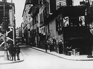 Full Length Black And White Photos Drucke: Streets Of Paris