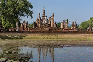 Tranquil Asian Landscapes Drucke: Sukhothai temple