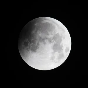 Total Solar Eclipse Photos Drucke: Total eclipse of the moon