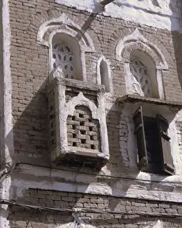 Bilder Datiert 22. März 2012: Fenster und ein Oriel-Fenster