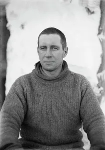 Drucke von Fotograf:Ponting, Herbert (1870-1935) Ort: Scott-Polar-Forschungs-Institut der Universität Cambridge Expedition: Britische Antarktisexpedition 1910/13 Datum: 1911 Kapitän Lawrence Oates P Drucke: Hauptmann Lawrence Oates