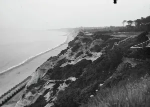 Kanforf Klippen, im Dorset 1925