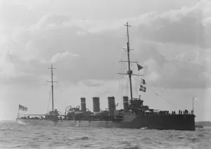 Vintage Ocean Liner Images Drucke: HMS Boadicea. 1914