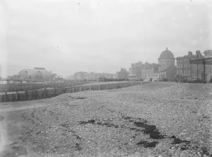 1920s Seaside Resort Drucke: Worthing. 1925