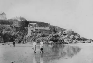 Gute Absichten und Fliege Pilchards Zellen, Newquay, Kornwall. Um die Jahrhundertwende