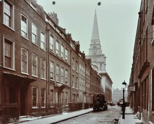 Drucke von GHL1786535 Christ Church Spitalfields, Fournier Street: Blick westwärts auf Christ Church, 1909 (Fotografie) von englischer Photograph, (20) London Drucke: Christ Church Spitalfields, Fournier Street: westwärts zu Christ Church