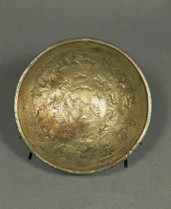 Egyptian Fine Arts Drucke: Flat dish, in the centre Pharaoh smiting