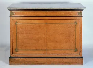 Gerahmter Druck : Maple-Klosett (Commode à vantaux), ca 1827, Frankreich, 19. Jahrhundert Gerahmter Druck : Maple-Klosett (Commode à vantaux), ca 1827, Frankreich, 19. Jahrhundert