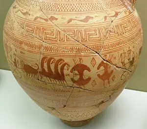 Ancient Greek Pottery Art Drucke: Large Amphora embellished with a meander pattern