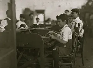 Child Labor 1909 Drucke: One of the smallest apprentices I found