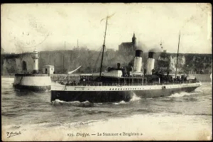 Dieppe, Fähre von Brighton im Bewegungszustand mit Leuchtturm aus dem Jahr 1907 auf einer Postkarte.