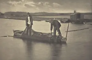 Platinum Print Art Drucke: Taking Up Eel-Net Peter Henry Emerson British