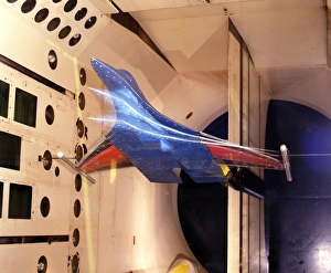 Wind Tunnel Testing Drucke: The Active Flexible Wing model undergoing tests in a wind tunnel
