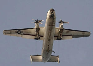 Propeller Plane Images Drucke: A C-2 Greyhound in flight