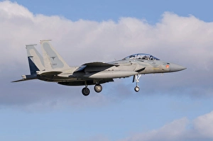 US Air Force Aviation Drucke: An F-15SA Strike Eagle