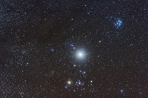Deep Space Photography Drucke: Jupiter in the constellation Taurus with deep sky objects