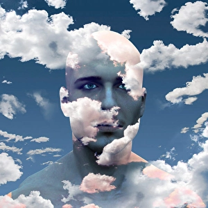 Brainstorming Ideas Drucke: Mans head in clouds