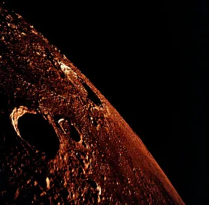 No People In Space Drucke: The Moon