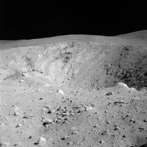 Black And White Space Photography Drucke: Apollo 16 image of lunar surface