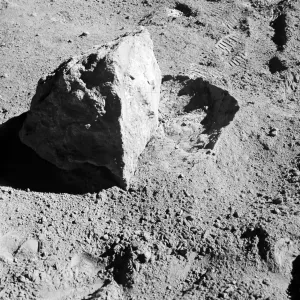 Black And White Space Images Drucke: A close-up view of a block on the lunar surface