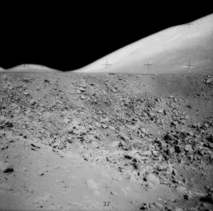 Lunar Surface Photography Drucke: The lunar surface