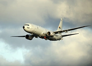 Atlantic Ocean Aerial Photography Drucke: A P-8A Poseidon in flight