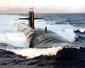 Bordsteuerne Blick auf die Angriffs-U-Boot-Klasse der US-Marine, USS Los Angeles
