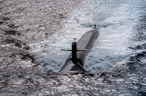 Nuclear Powered Submarines Drucke: Submerging Submarine