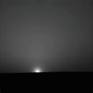 Black And White Space Images Drucke: Sunrise on Mars