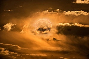 Cloudscape Photography Drucke: Supermoon rising in the clouds
