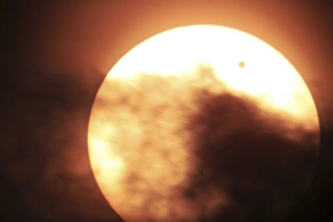 Venus transitiert vor dem Sonnenlicht