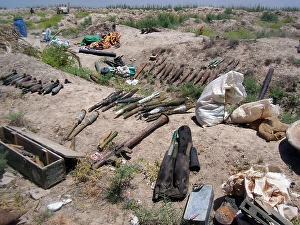 Military Ammunition Drucke: Weapons caches
