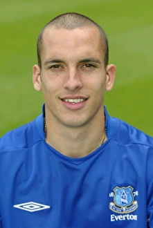 English Football Player Drucke: Everton's Tenacious Midfielder: Leon Osman