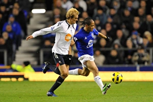 Bolton Wanderers FC Drucke: Intense Rivalry on the Field: Pienaar vs