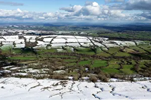 Western Europe Countryside Drucke: River Monnow Valley with small fields and hedges with rows of trees