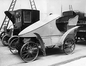 Vintage Motor Transport Drucke: 1899 Vallee Slipper. Creator: Unknown