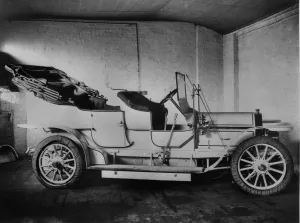 Edwardian Era Transport Drucke: 1908 Nagant - Hobson. Creator: Unknown