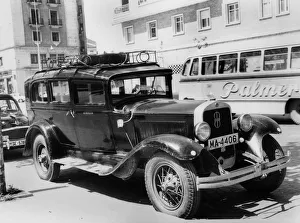 American Automobile History Drucke: 1928 Studebaker President 8. Creator: Unknown