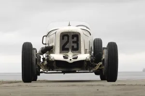 Unknown Creator Automotive Artwork Drucke: 1931 REO. Creator: Unknown